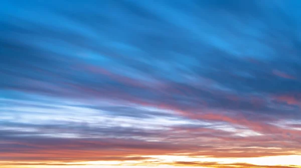 Tramonto Alba Con Nuvole Raggi Luce Altri Effetti Atmosferici — Foto Stock