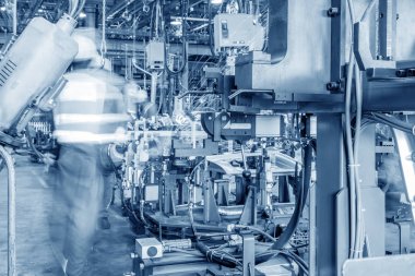 otomobil üretim hattı