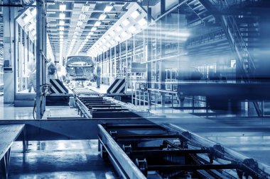 otomobil üretim hattı