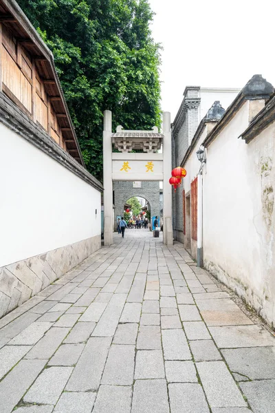 Calle comercial en el casco antiguo, Fuzhou, China . —  Fotos de Stock