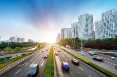 Kentin sokakları ve araba