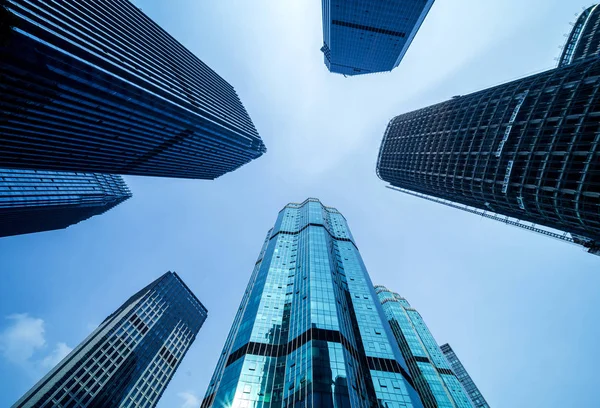 Escritório edifício alto — Fotografia de Stock