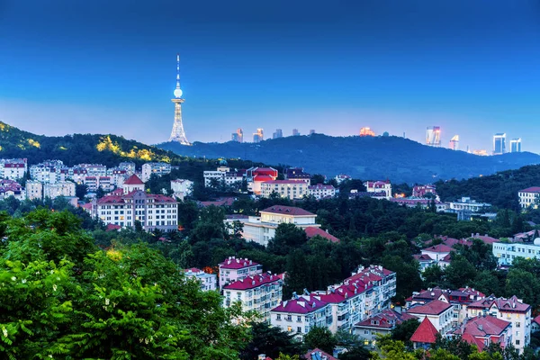 Qingdao, Çin'deki Alman tarzı tarihi binalar.