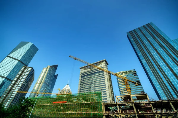 Construção de arranha-céus — Fotografia de Stock