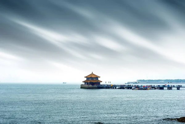 Ponte de Trestle do mar de Qingdao, China — Fotografia de Stock