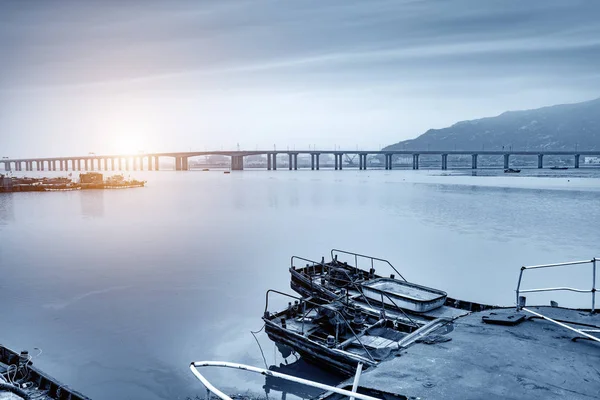 Мост через море — стоковое фото