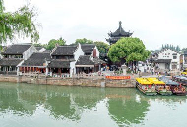 SUZHOU, Çin - 23 Haziran 2018: Yemen, Suzhou 'nun sekiz kapısından biridir. Eskiden şehrin en işlek işyeriydi..
