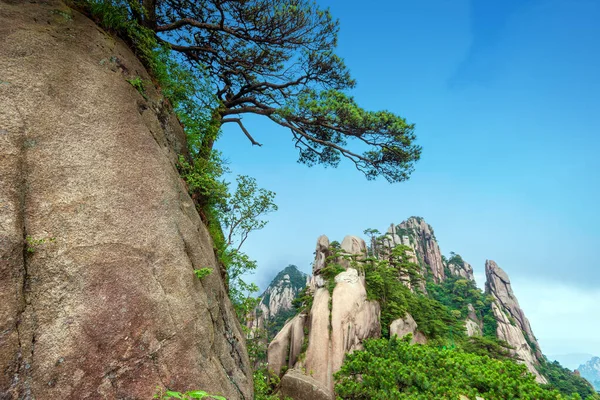 Hermosas Montañas Fondo Del Cielo Jiangxi China —  Fotos de Stock