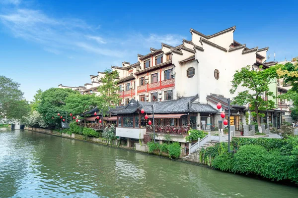 南京孔子廟風景区と青海川 人々が訪れている 中国江蘇省南京市に位置 — ストック写真