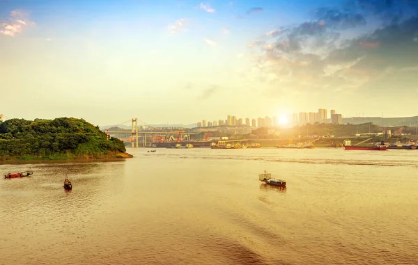 Yangtze Flodlandskab Tidligt Morgenen Fragtkran Indlandsflodens Kaj - Stock-foto