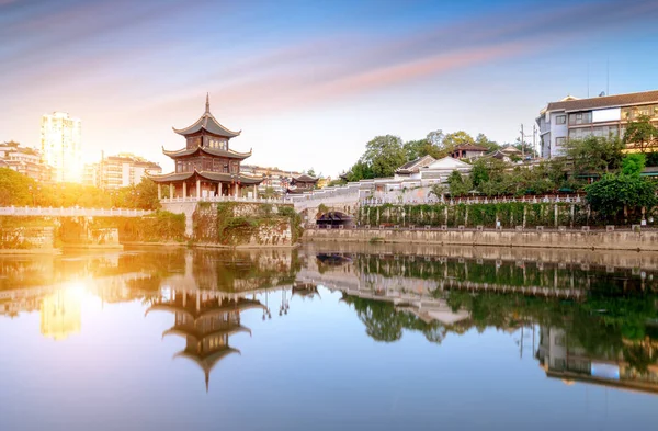 Guiyang Famous Ancient Architectural Landscape Translation Найкрасивіший Павільйон — стокове фото