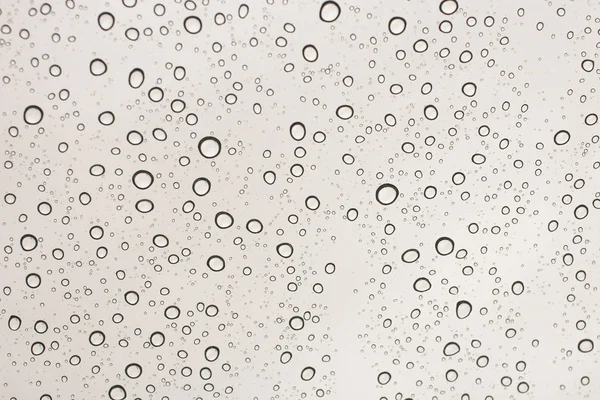 車のフロント ガラス 染められた雨の滴 テクスチャ — ストック写真