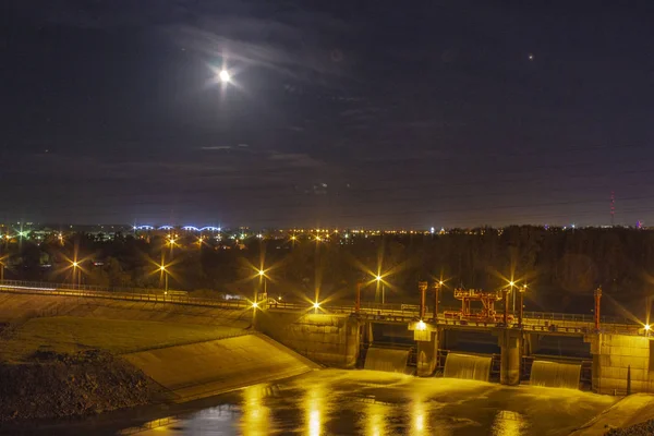 Lago Barragem Noite — Fotografia de Stock