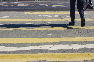 bulanık biçim ve silinebilir crossw insanlar hareket eden araçlar
