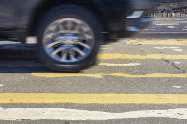 bulanık biçim ve silinebilir crossw insanlar hareket eden araçlar