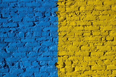 Ukrayna bayrağı arka plan doku tuğla duvara boyalı