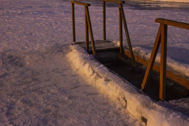 İsa 'nın vaftiz töreninde yüzmek için hazır bir yer. 