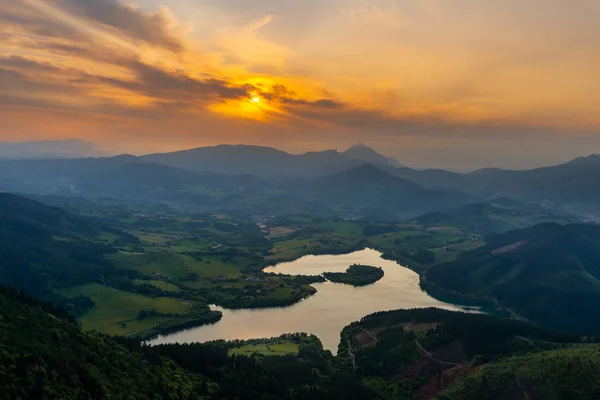 Reservatório Urkulu Montanha Orkatzategi Guipuzcoa Espanha — Fotografia de Stock