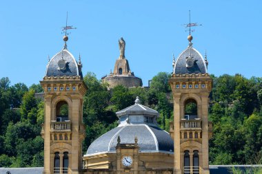 San Sebastian belediye binası cephe, Ispanya