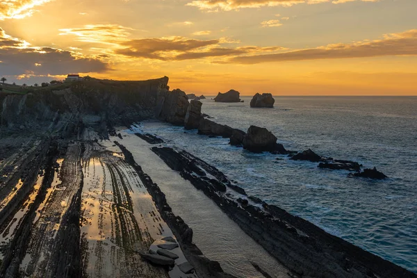 Broken Coast Costa Quebrada Sunset Liencres Cantfa Spain — стоковое фото