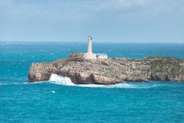 Magdalena yarımadasından Mouro deniz feneri, Santander Körfezi, İspanya