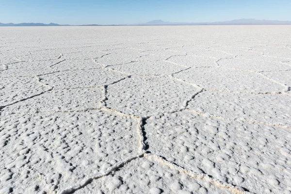 ボリビアのユニ塩 英語版 は世界最大の塩平底である — ストック写真