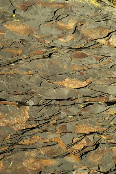 Tło Tekstury Rock Ciemny Brązowy Naturalne Łupków Brązowe Plamki Świetlnej — Zdjęcie stockowe