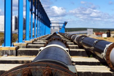 perspektif içine modern birbiri yapıları benim gider Endüstriyel boru hattı