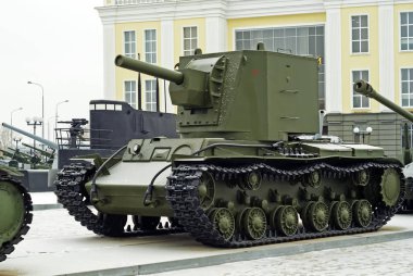 Rusya, Verkhnyaya Pyshma - 12 Şubat. 2018: Sovyet ağır saldırı tank Müzesi askeri teçhizat Kv-2; 