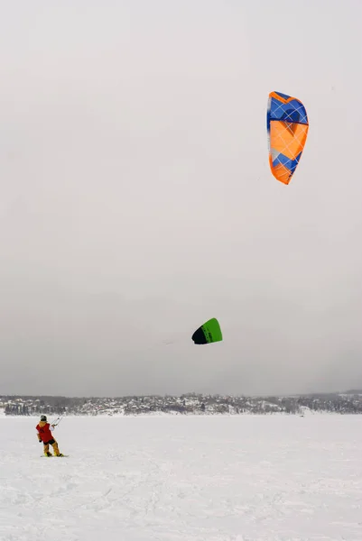 Perm Ryssland Mars 2018 Snö Kiters Glider Isen Reservoaren Kama — Stockfoto