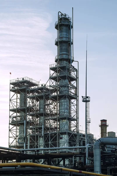流体催化裂化装置 Fcc 在现代化工厂 炼油设备 — 图库照片