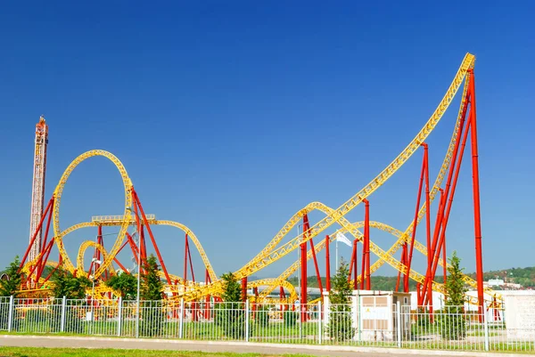 Bright Red Yellow Roller Coaster Structures City Amusement Park — Stock Photo, Image