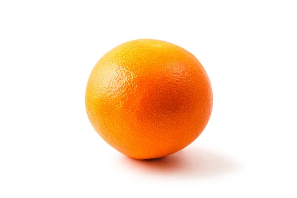 成熟的橙色关闭孤立在白色背景 — 图库照片