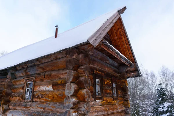 Velho Log Russo Camponês Cabana Izba Contra Inverno — Fotografia de Stock