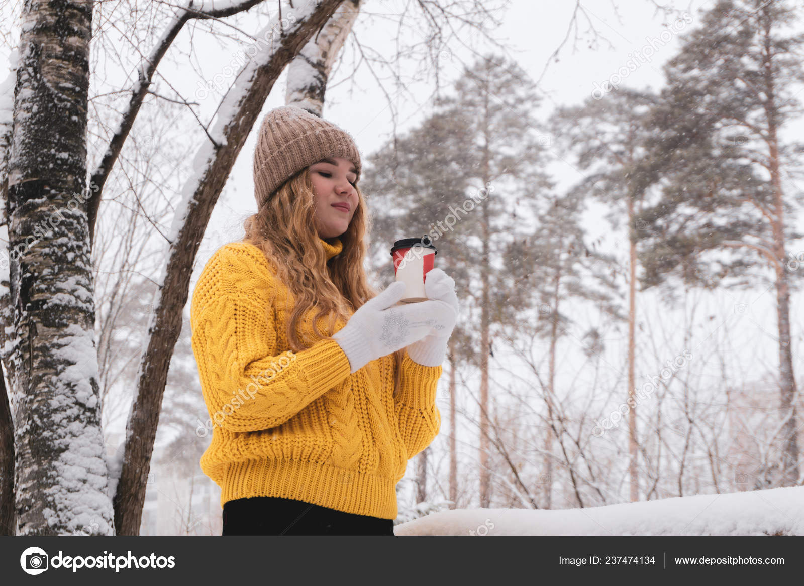 paper cup sweater