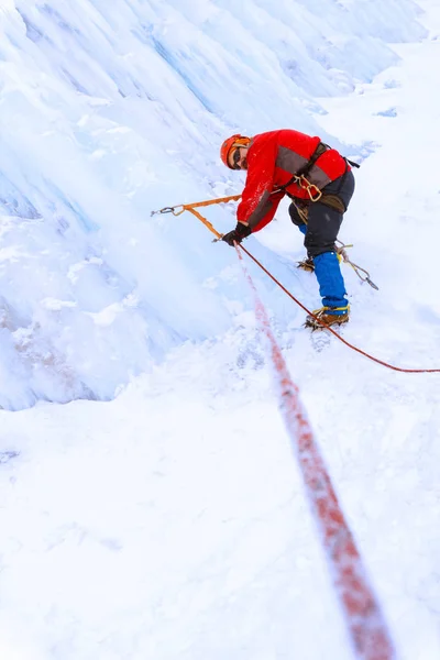 Mountaineer Traversing Ice Wall Glacier Snowfall — Stock Photo, Image