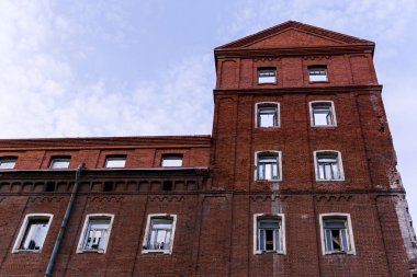yeniden yapılanma altında tarihi bina