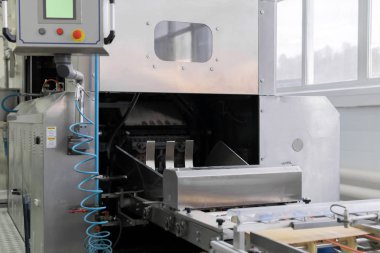 Endüstriyel waffle pişirme fırını bitmiş waffle kağıdı üretti