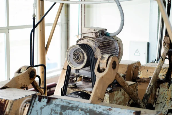 Fragment av en gammal conche maskin i butiken för en konfektyr — Stockfoto