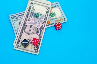 Dices and Stack of American Dolls Faturaları