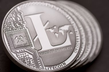 Gümüş litecoin sikke grubu, yakın çekim.