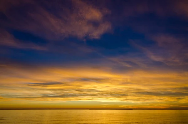 Pôr Sol Colorido Acima Água Lago Superior Canadá — Fotografia de Stock