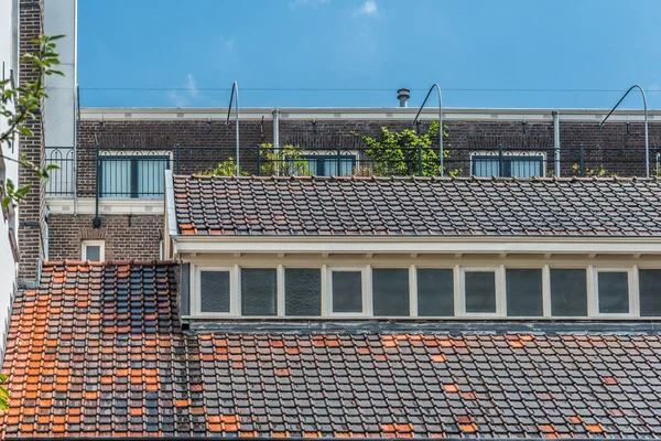 Csempe Tető Ház Amszterdamban — Stock Fotó