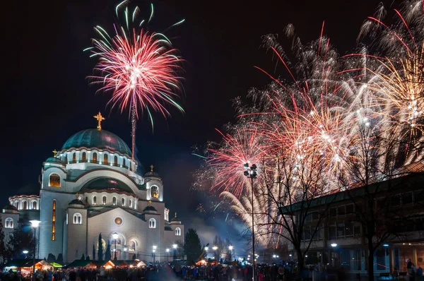 Православні Нового Рік Феєрверк Храм Святого Сави Белграді Ліцензійні Стокові Зображення