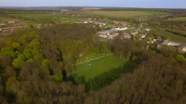 Flygfoto Över Vacker Stor Park Som Omges Träd — Stockvideo