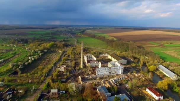 Luchtfoto Van Een Verwoeste Fabriek Resten Van Gebouwen — Stockvideo