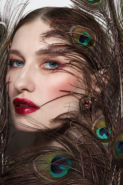 Glamorous Portrait Young Beautiful Woman Peacock Feathers — Stock Photo, Image