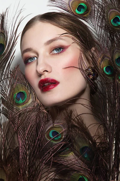 Glamorous Portrait Young Beautiful Woman Peacock Feathers — Stock Photo, Image