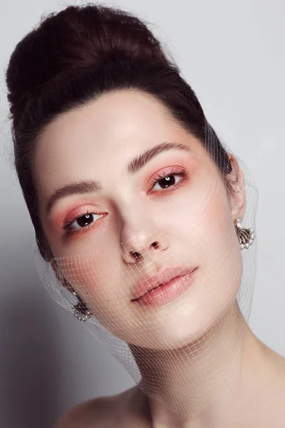 Retrato Estilo Vintage Una Joven Hermosa Mujer Con Maquillaje Rosa —  Fotos de Stock