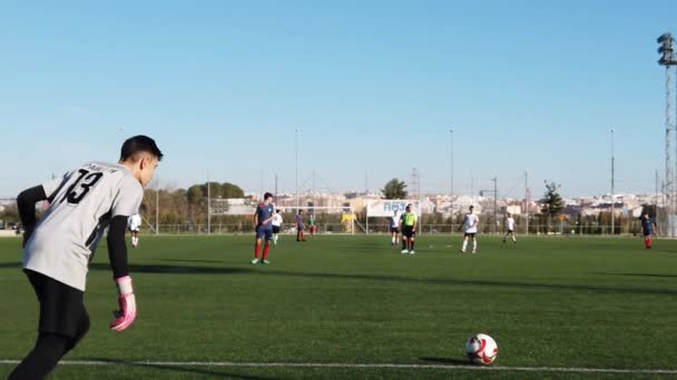 Valencia Espanha Janeiro 2019 Movimento Lento Jogador Futebol Desconhecido Chutando — Vídeo de Stock